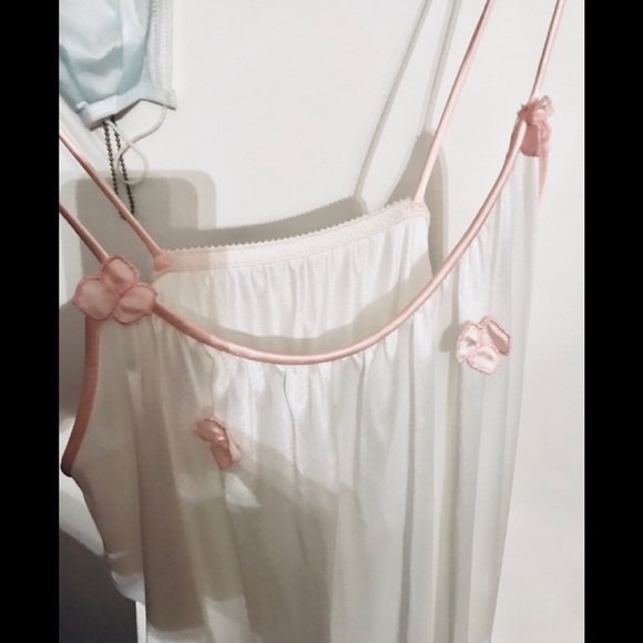 Val Mode Gorgeous Vintage Peignoir Set - Picture 6 of 8